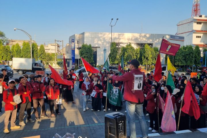 Aksi Solidaritas Ikatan Mahasiswa Muhammadiyah Solo Raya